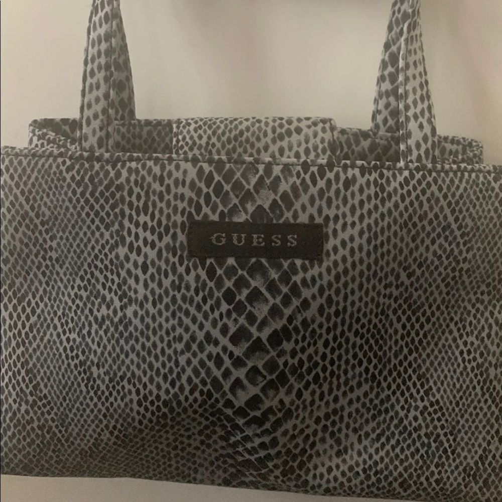 GUESS Snakeskin Fabric Clutch Handbag Purse Shoulder Strap Bag
